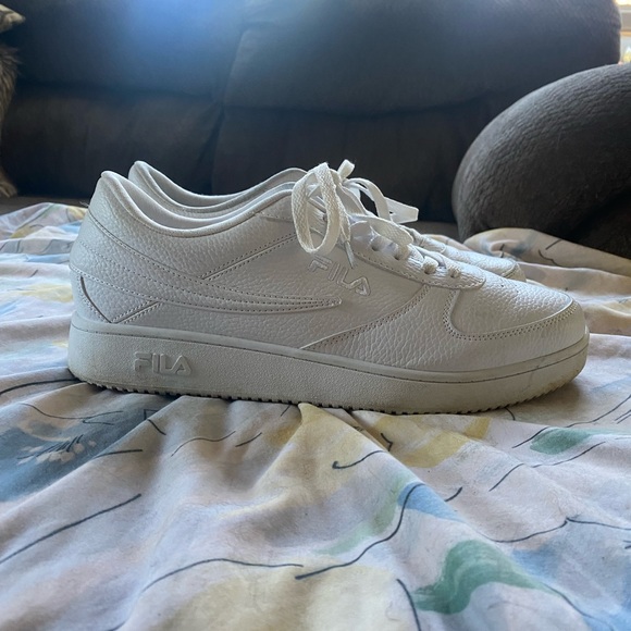 Fila Men's shoes - Picture 2 of 4